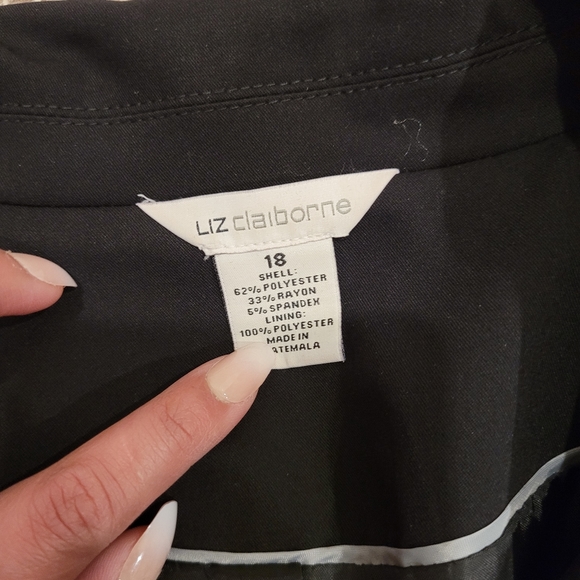 Liz Claiborne suit jacket - Picture 3 of 5